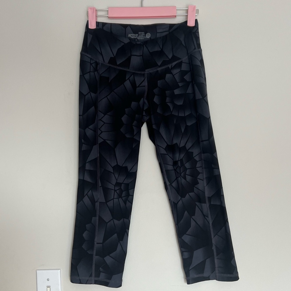 Old Navy Capri Tights
